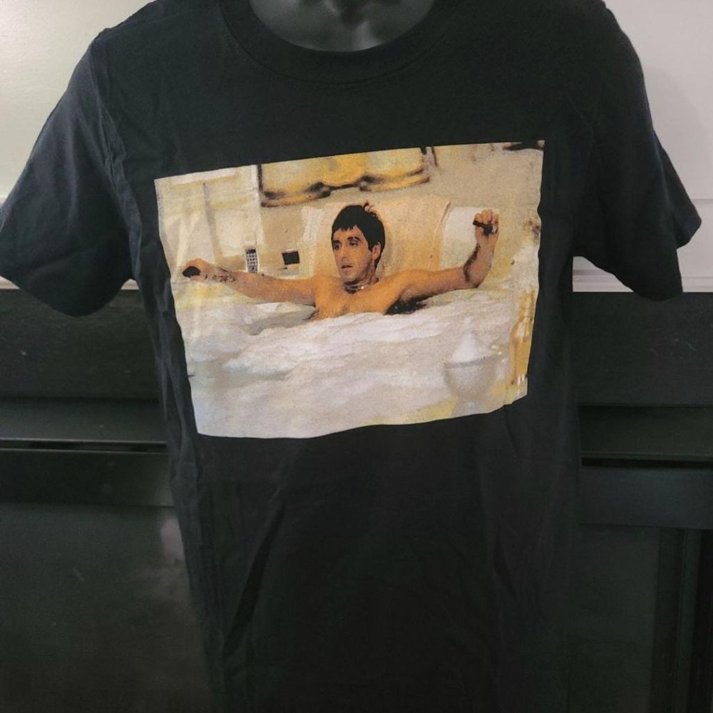 Brand New Men's Scarface Al Pacino Tony Montana Tee Small